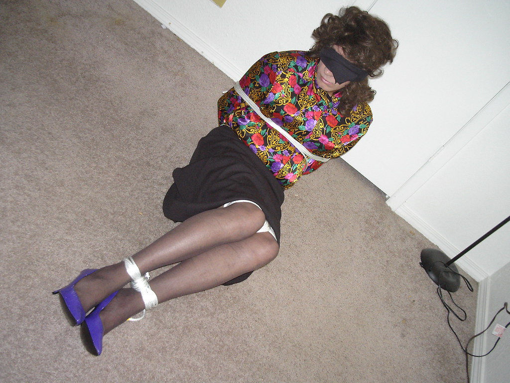dawn weiner recommends Crossdresser Bondage