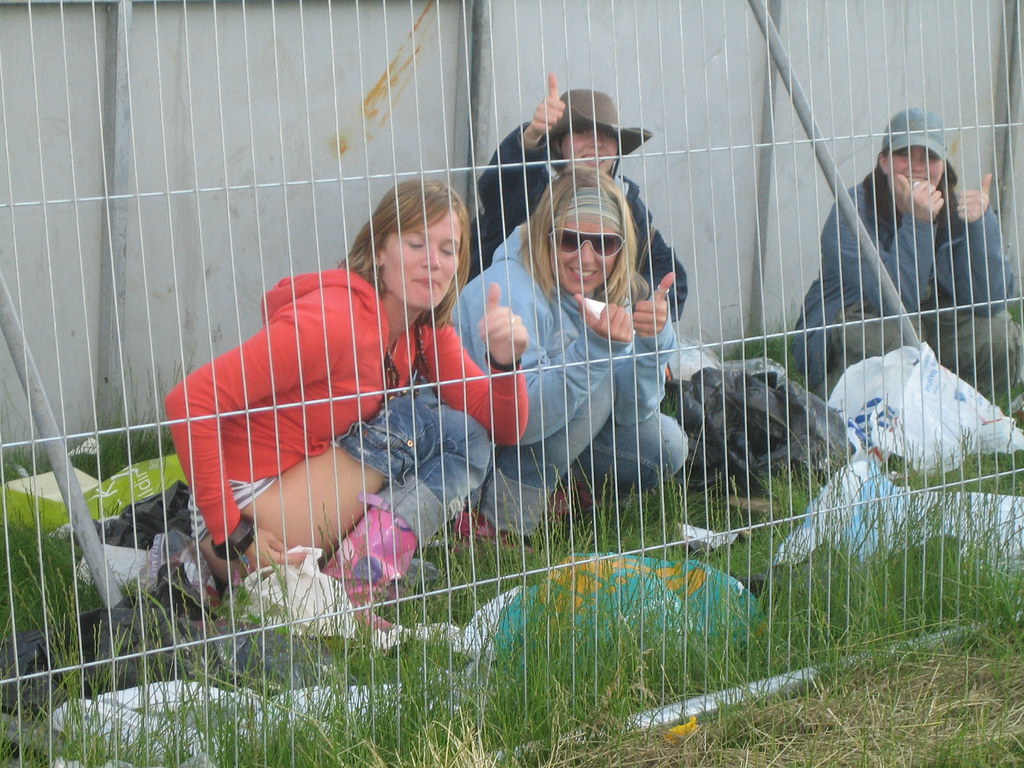 dan kagan add lesbians peeing on each other photo