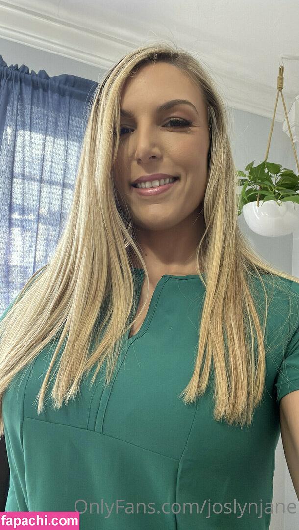 jane joslyn - alexis tae porn pics cumming on satin