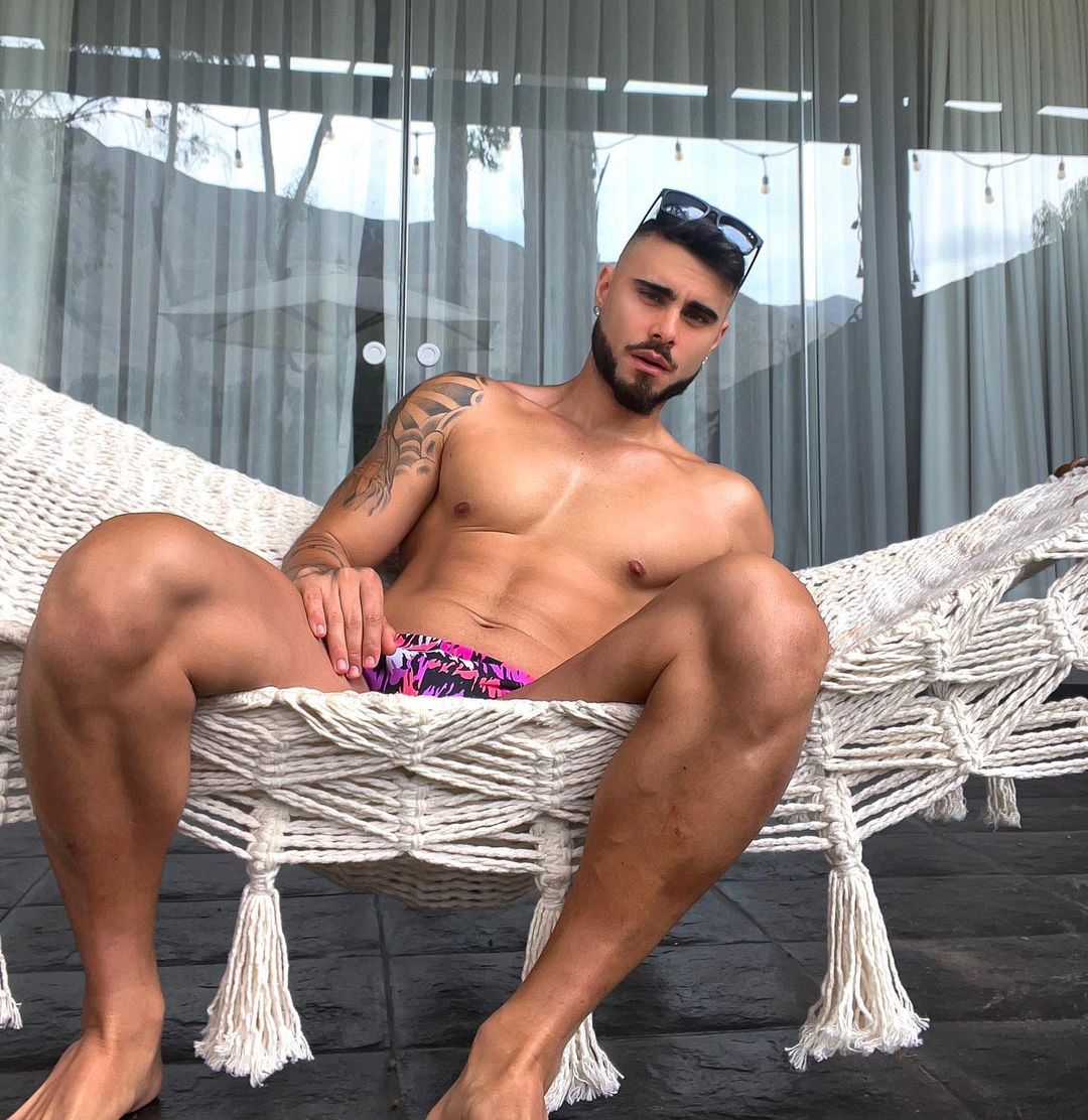 diane schleicher recommends alexis onlyfans chin huei add alexis onlyfans photo