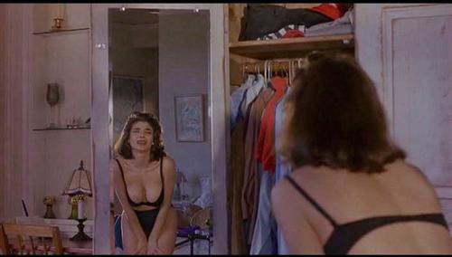 alexandria elliott recommends Laura San Giacomo Breasts