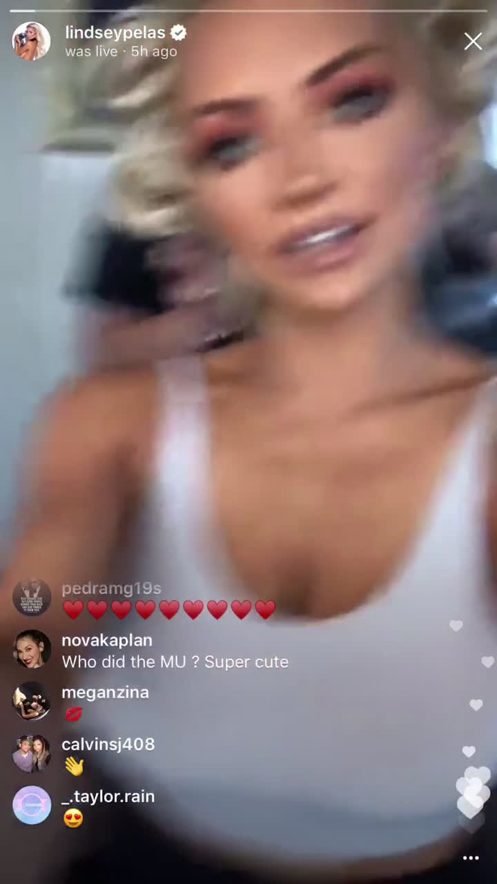 chris humeniuk recommends Lindsey Pelas Livestream