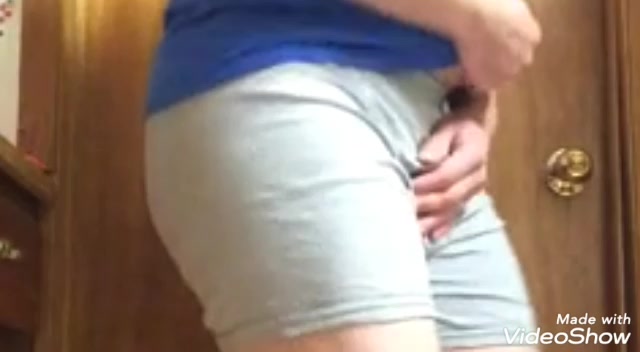 andy arend like peeing pants porn photo brittany sober recommends peeing pants porn pic