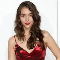 chris laforest recommends quinn shephard nude pic