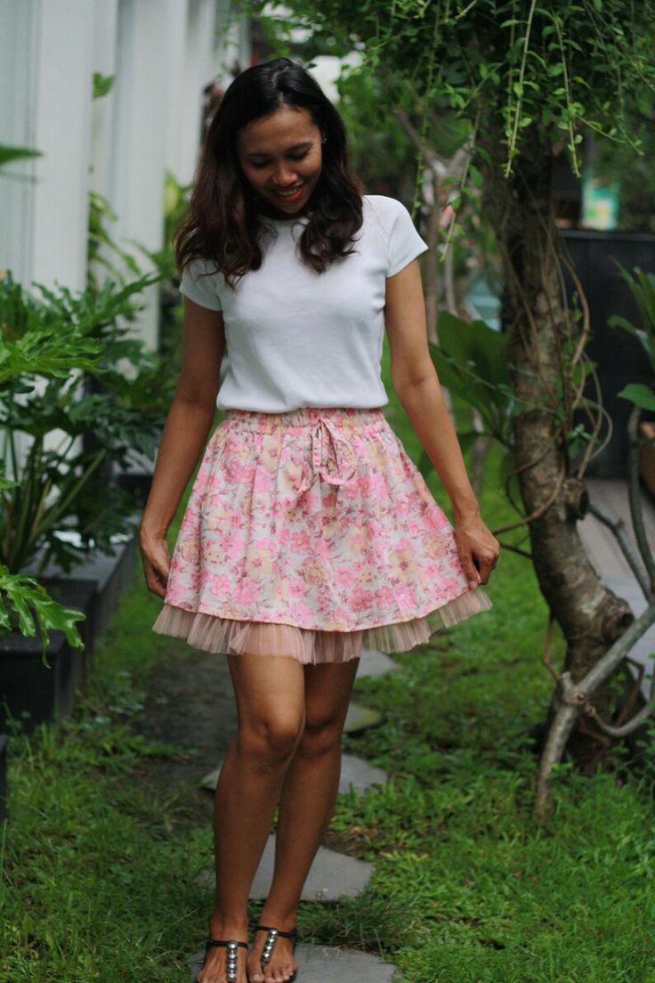 chandra mani poudel recommends Teens In Mini Skirts