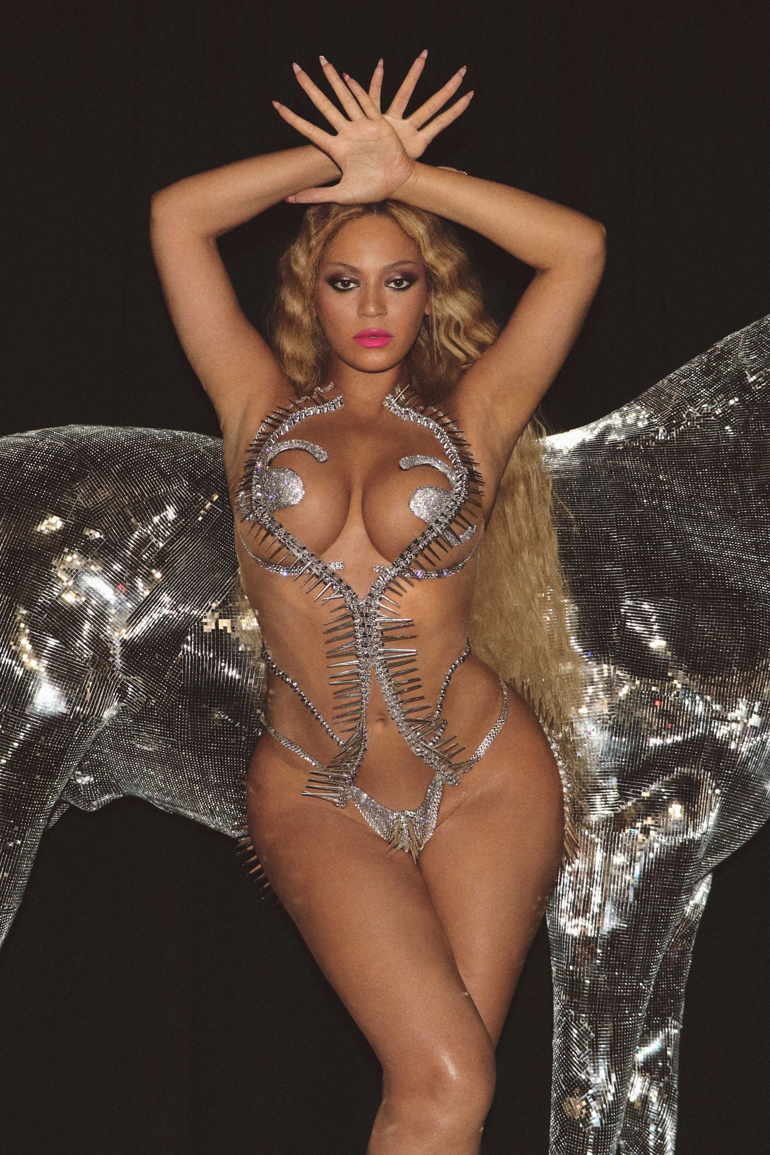 alberto tirado recommends naked images of beyonce pic