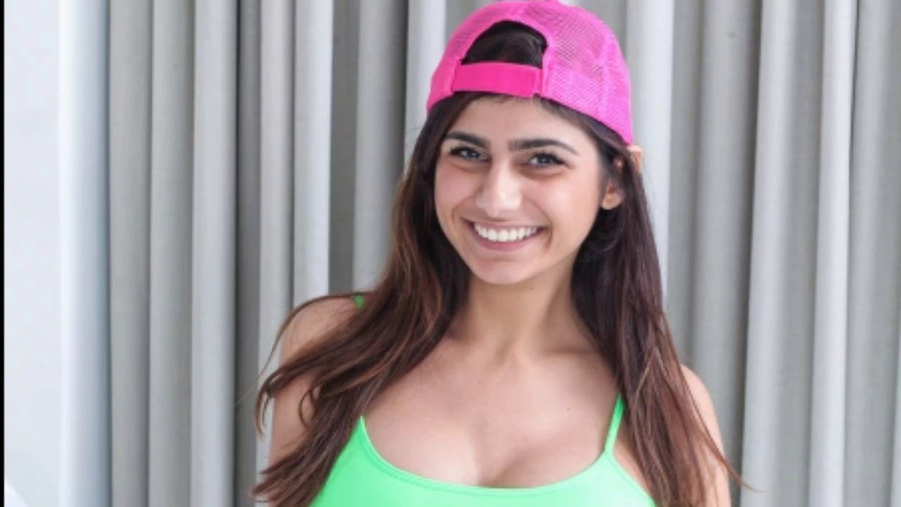 ashley zephir add mia khalifa 4k photo