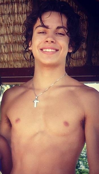 naked jake t austin