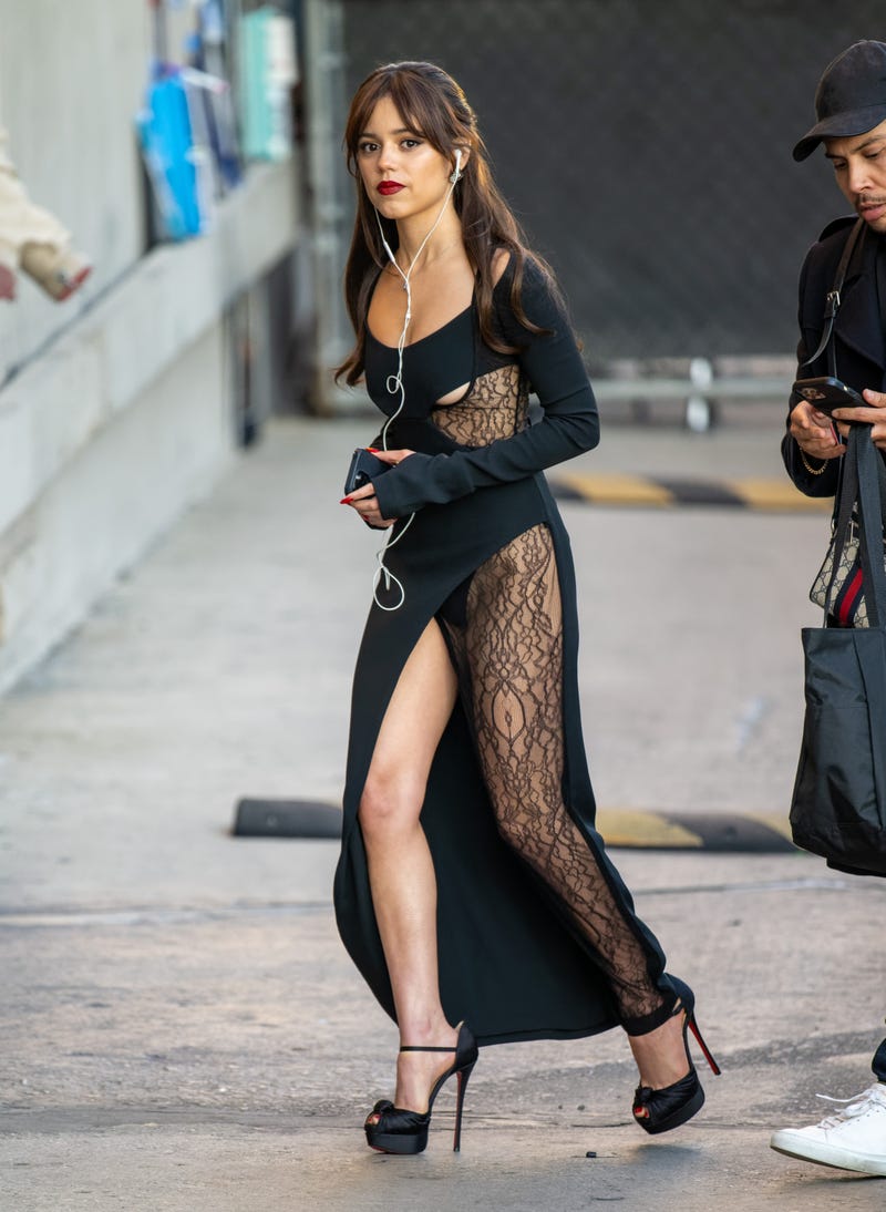 anastasia oconnell recommends Jenna Ortega Sexy Moments