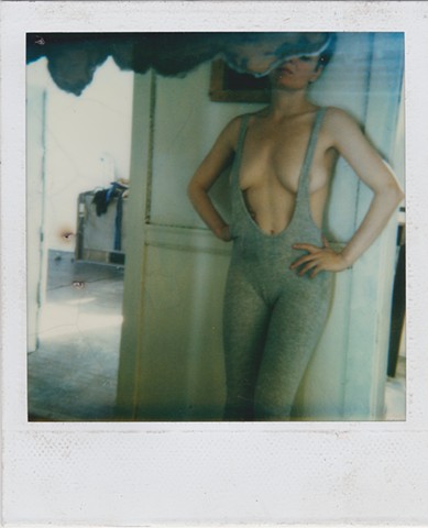 dominic monteiro share nude wife polaroids photos