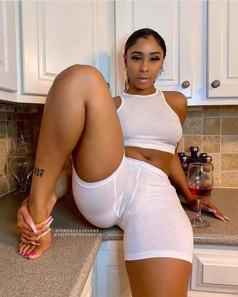 amol anwikar recommends black women camel toe pic