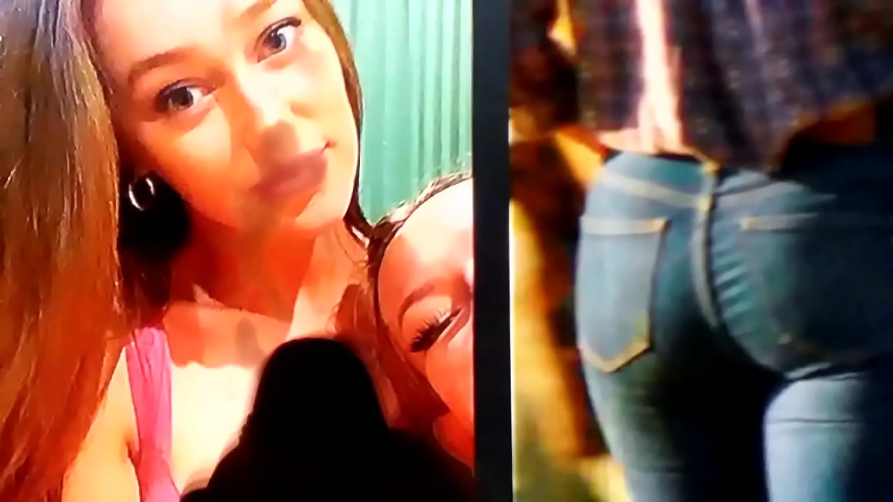 Alycia Debnam Carey Tits pussy gif