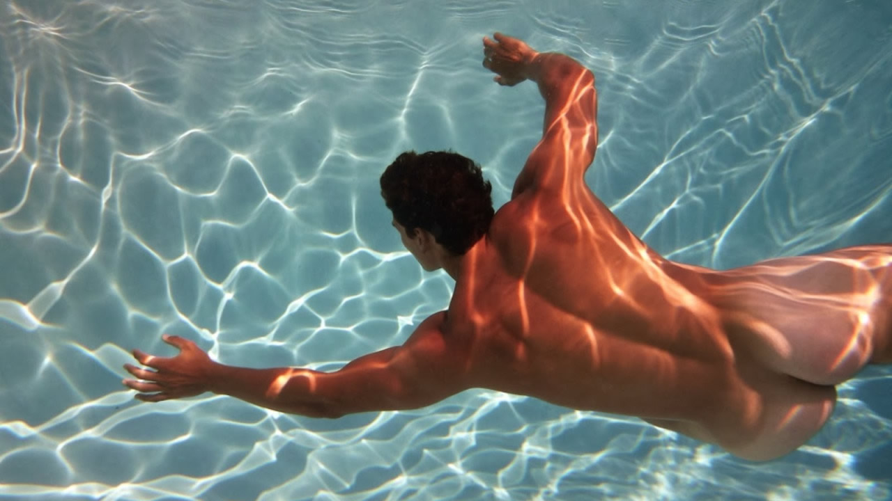 cassandra nodes add photo men naked underwater