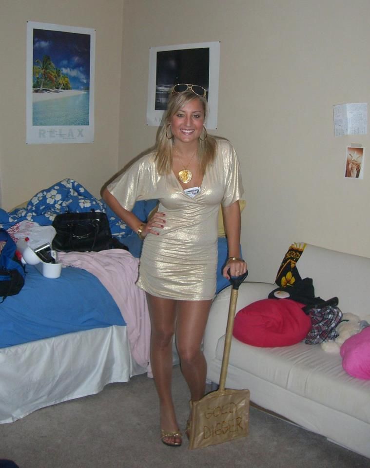 kendra cole feet