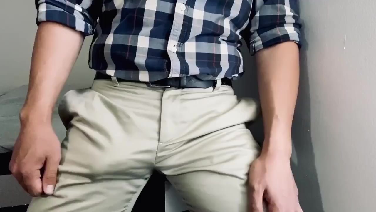 billy ngai recommends Stripping Slacks Videos