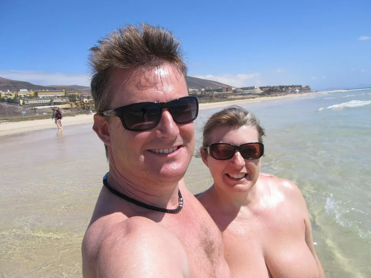 hentia lesbo archita aggarwal recommends couples nudists pic