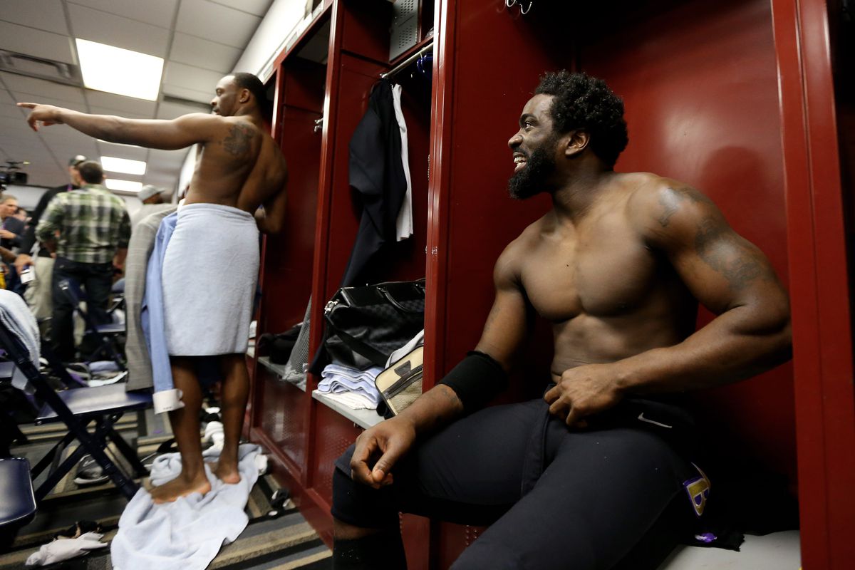 seductive indian porn adam benge recommends locker room spy twitter pic