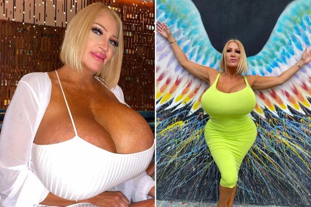 Mom Big Tits Boobs discreet escort