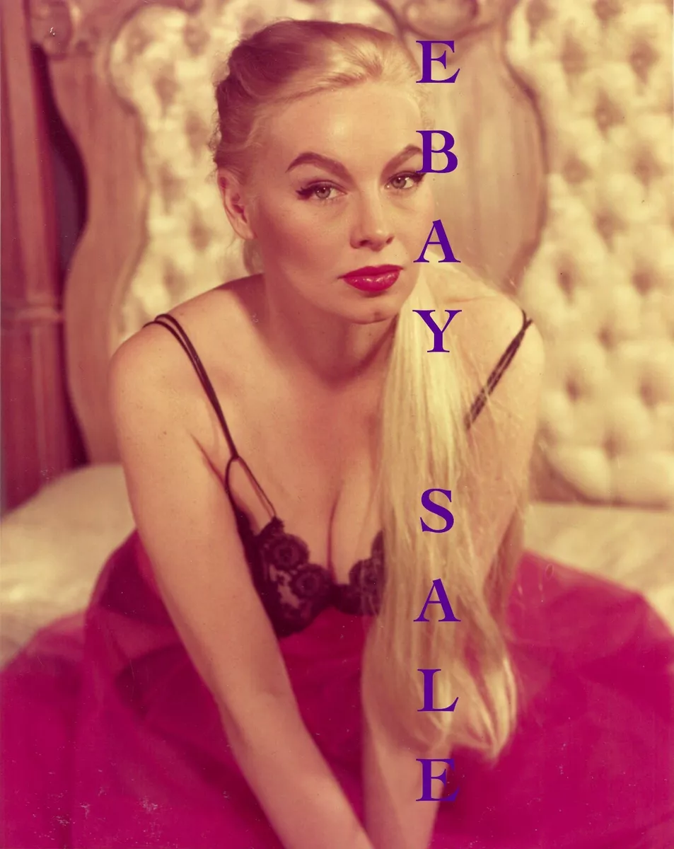 Jap lesbian massage porn backpage ads Busty Blonde Striptease titten solo