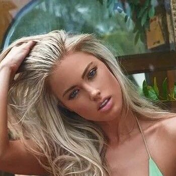 carrie even like jenna berman nude photo chantelle borel recommends jenna berman nude pic