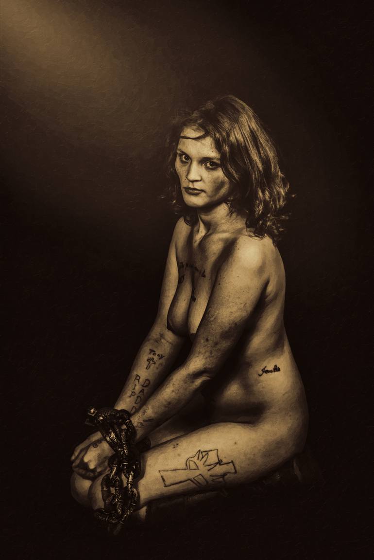 angela recchia recommends Nude Captured