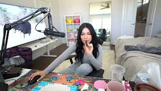 andrew broderick recommends alinity masterbating pic
