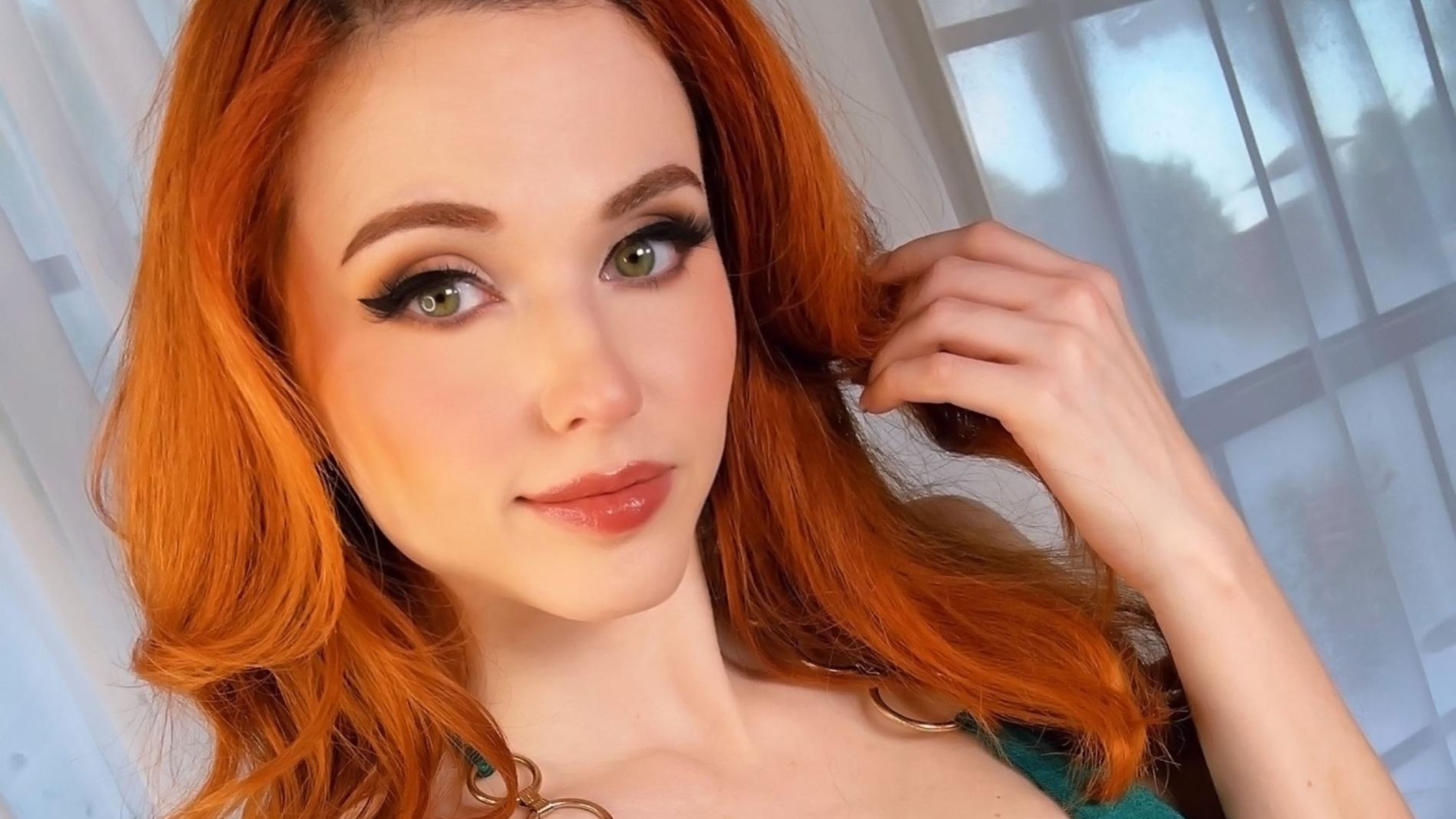 arif erten add photo amouranth onlyfans nude