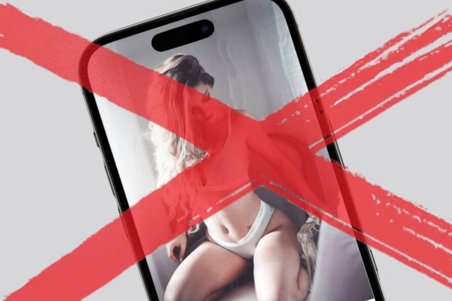 christa silva recommends iphone nudes pic