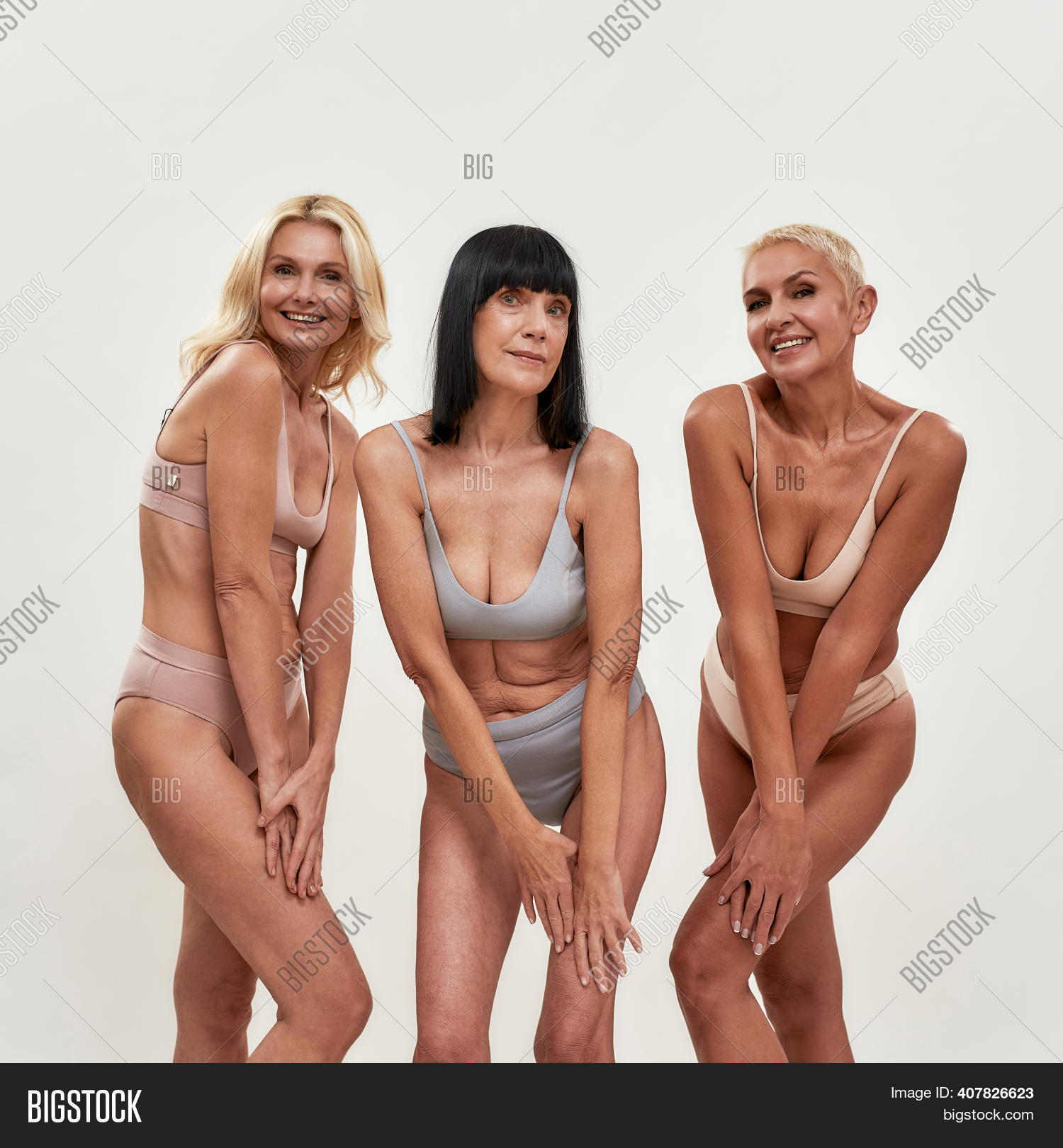 Beautiful Naked Women Mature sex groups