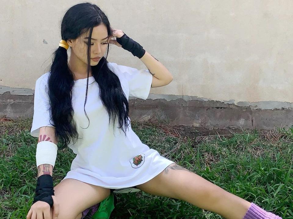 bella poarch p o r n - pov footjobs pegging double penetration