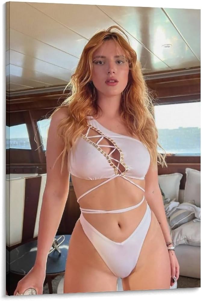 anas najeeb share bella thorne sexy nude photos