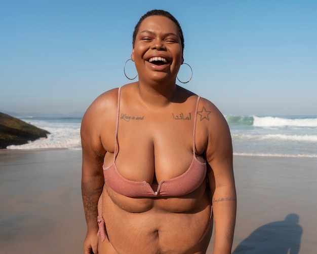 david kamau recommends bouncing black tits pic