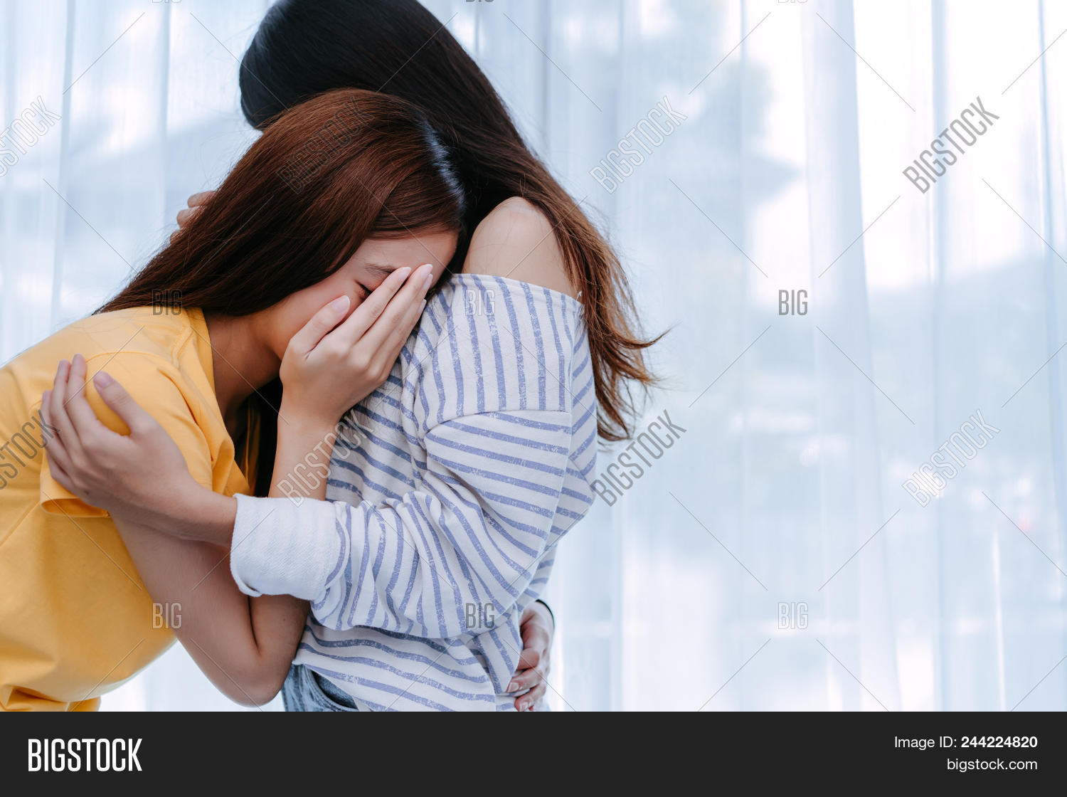 crying lesbian porn