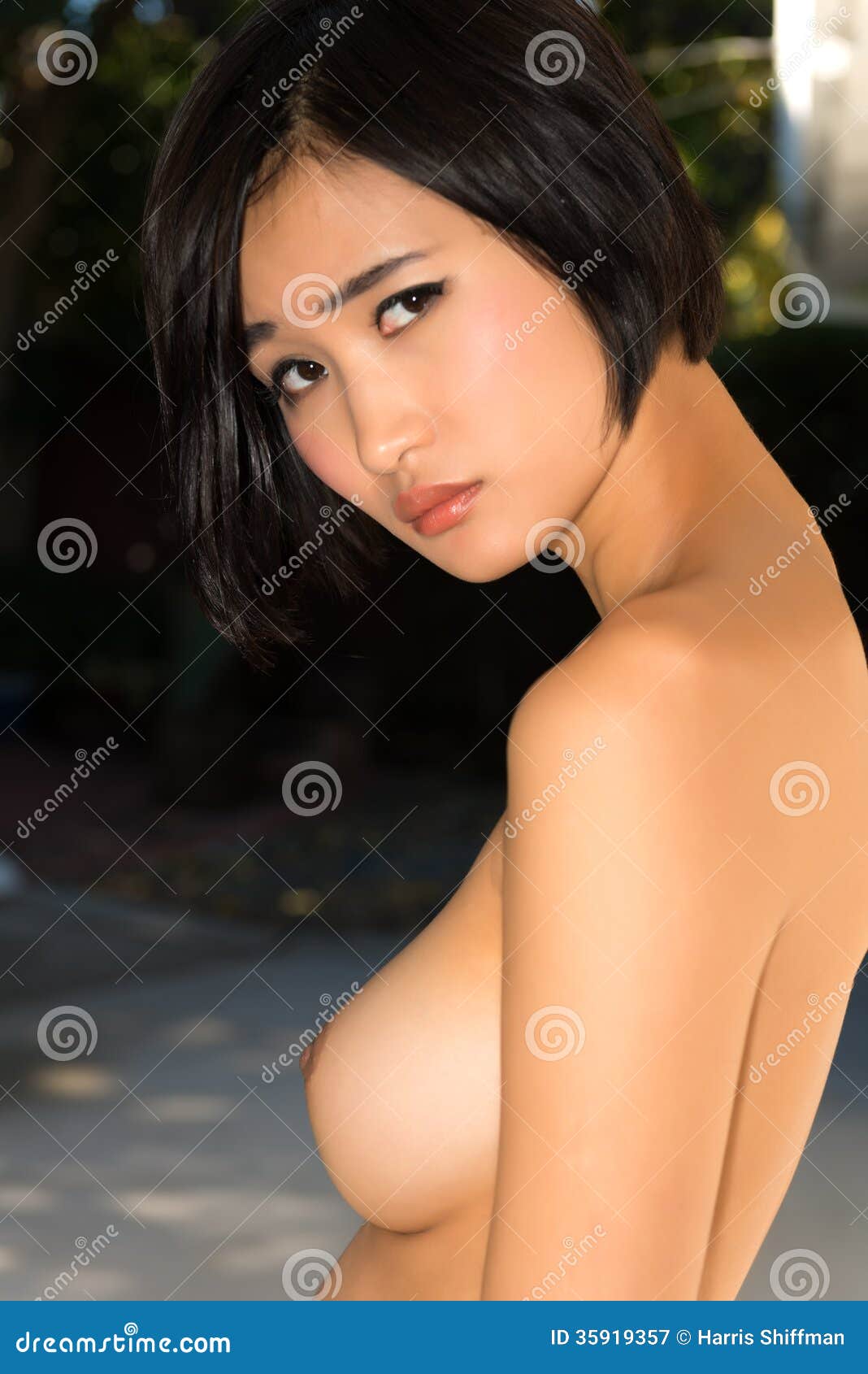 nude japanese ladies