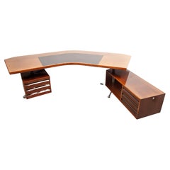 Best of Costanza calabrese desk