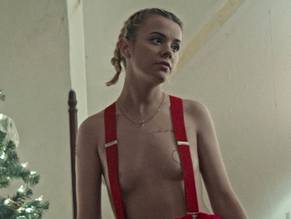 ballbusting girlfriend