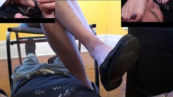 deanna gardiner like office foot worship under desk photo ayden harris recommends office foot worship under desk pic