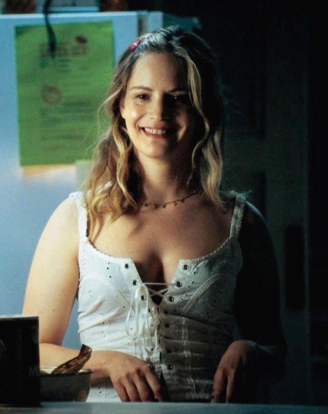 dan pinegar recommends jennifer jason leigh hot pic