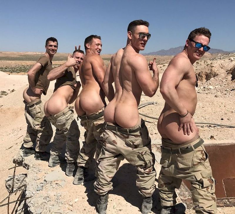 nude soldiers