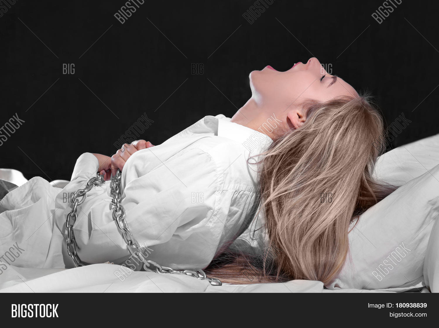 ashley noxon recommends women tied on bed pic