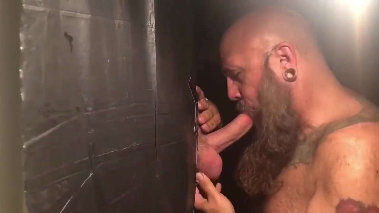 antonio lerma recommends gloryhole suck pic