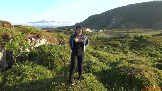 poopee girls chad knorr recommends Hiking Bj
