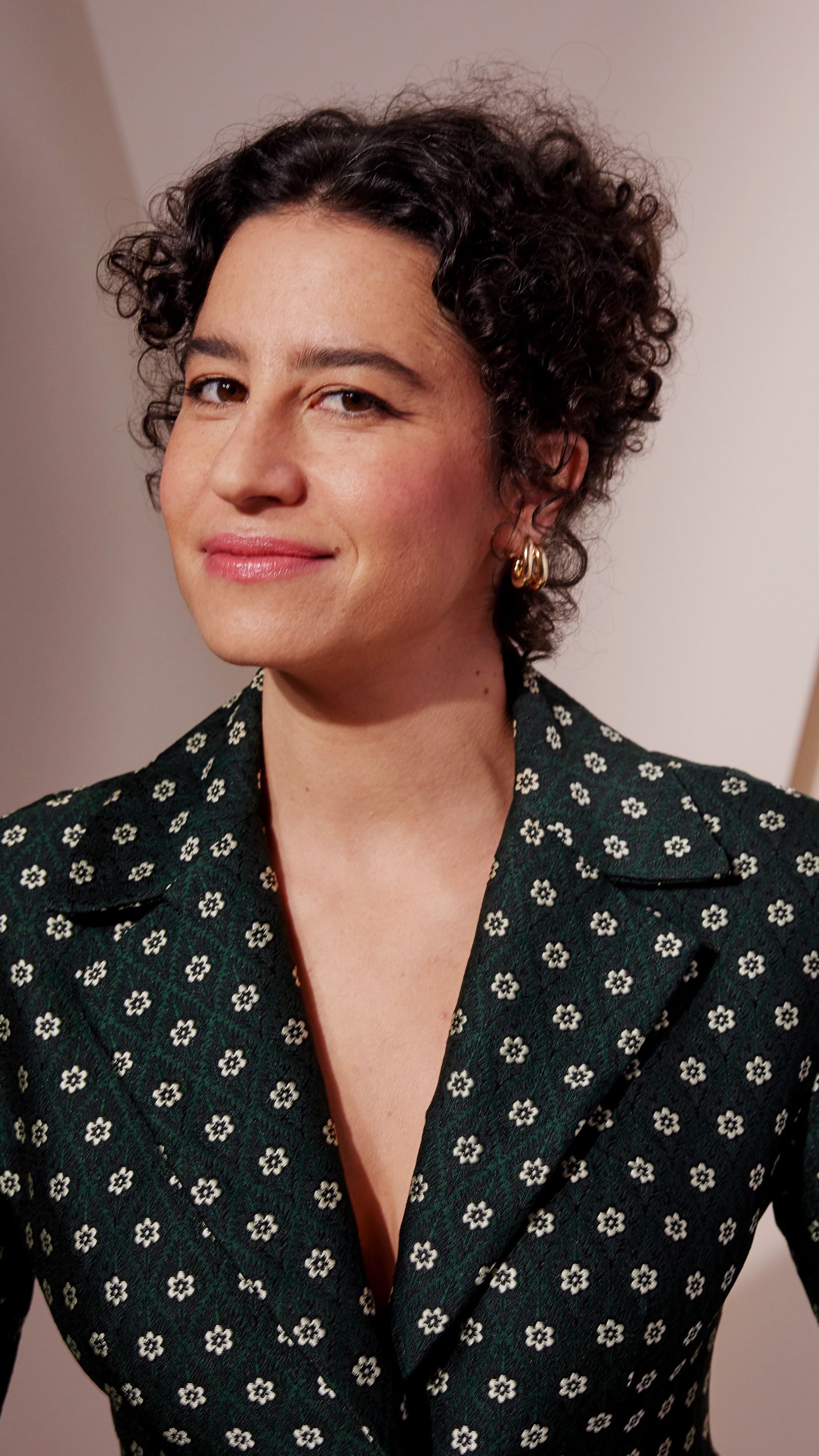 fake photo shoot porn brad cataldo recommends ilana glazer tits pic