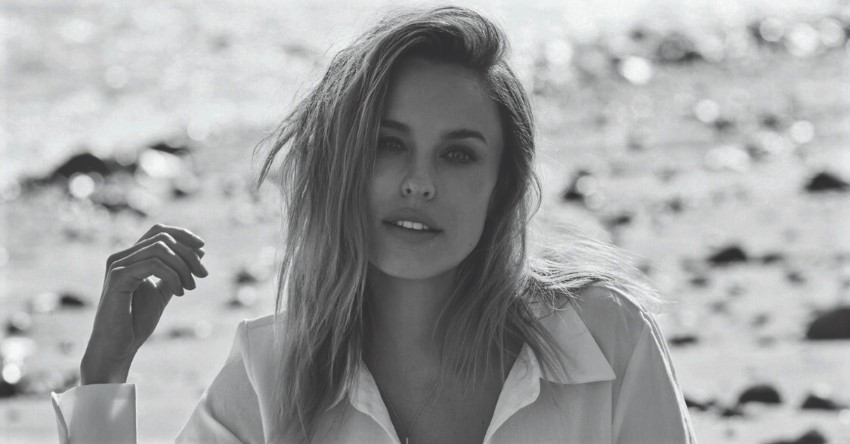 amy sobieski recommends Jessica Mcnamee Naked