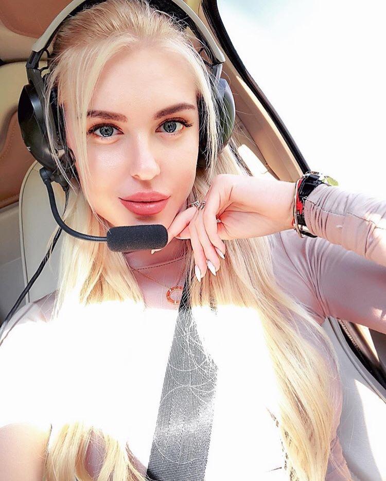 latina squirt cam - honey hayes reyna delacruz lana rhodes gangbang
