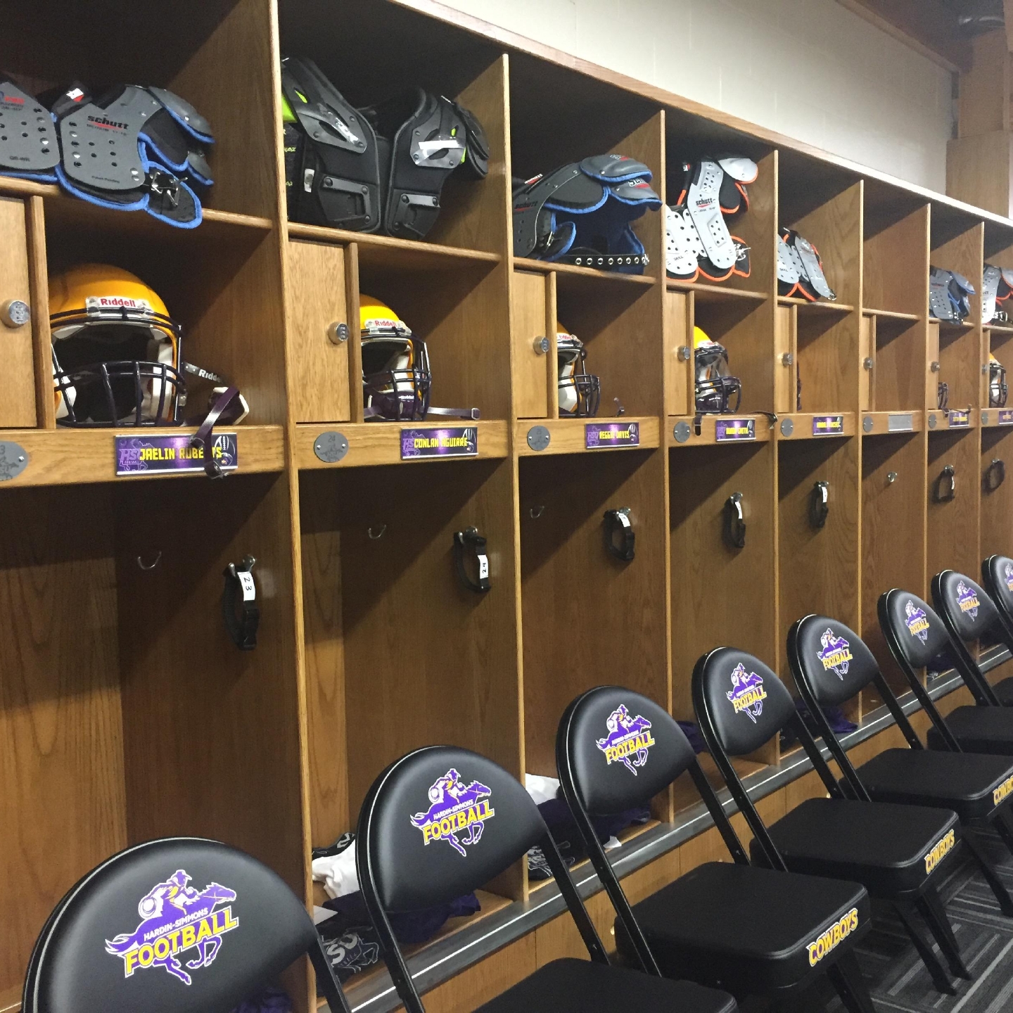 courtney mcinerney add photo locker room hardon