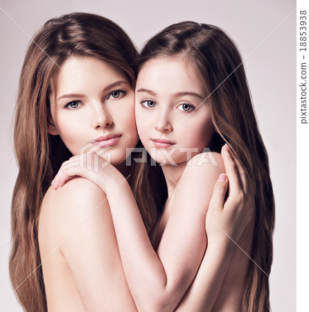 mother and daughter nude photoshoot - massive balls cumshot naked shaved male