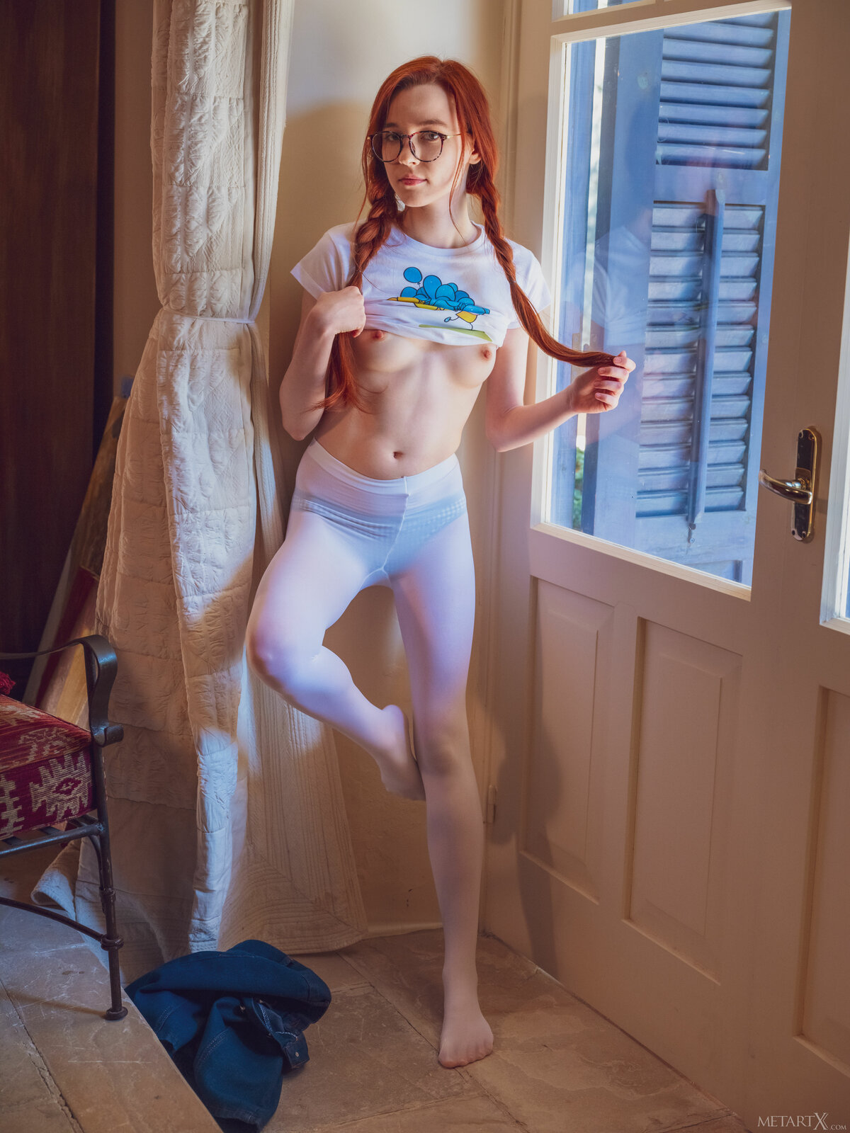 Best of ajla kapo's gallery groping in bus and train alexis marie add photo naked nerds