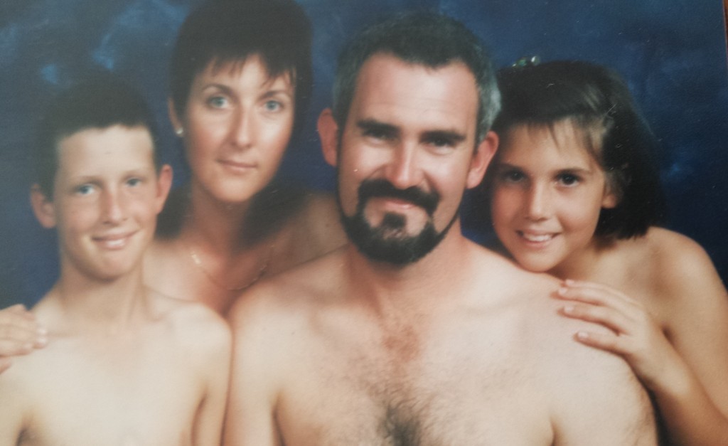 carlyn ebert add nude all family photo