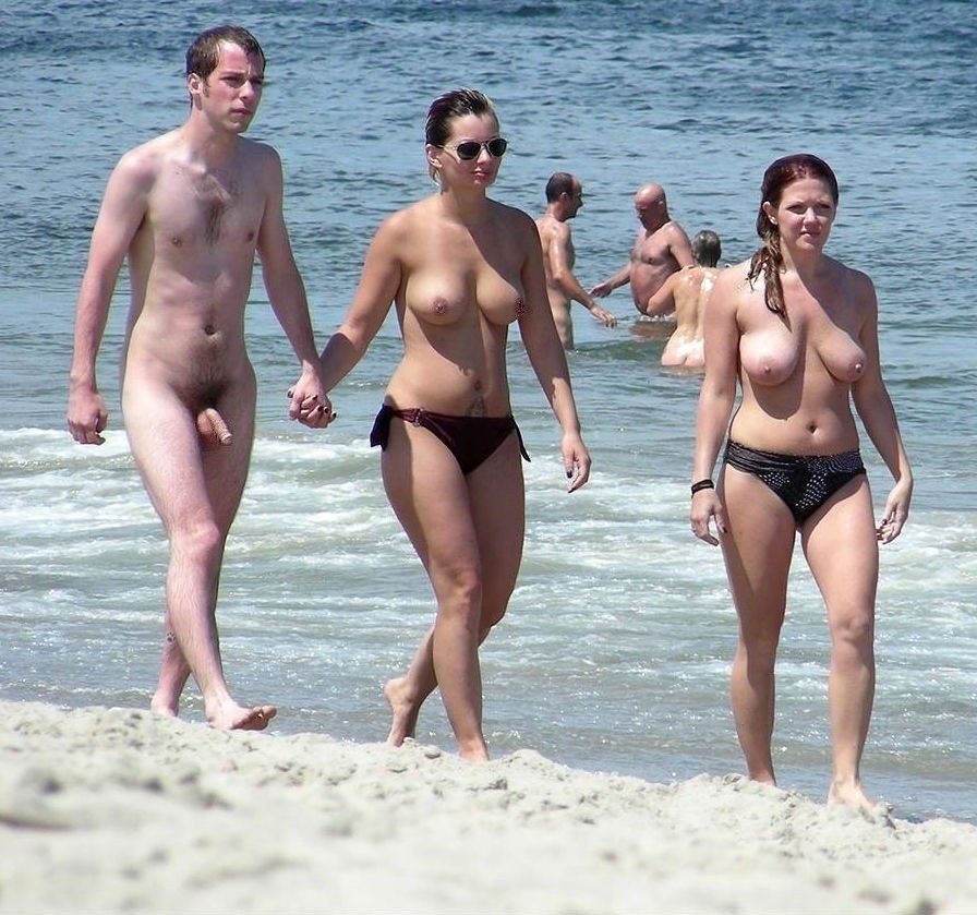 nyomi zen porn bharti urala recommends nude beach cfnm pic